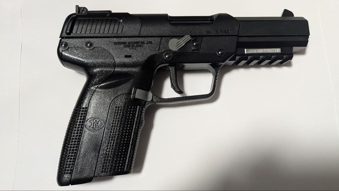 マルシン FN57 co2ガスガン