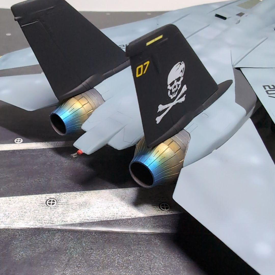 ハセガワ F-14Ａ トムキャット 1/72完成品　型番E-2
