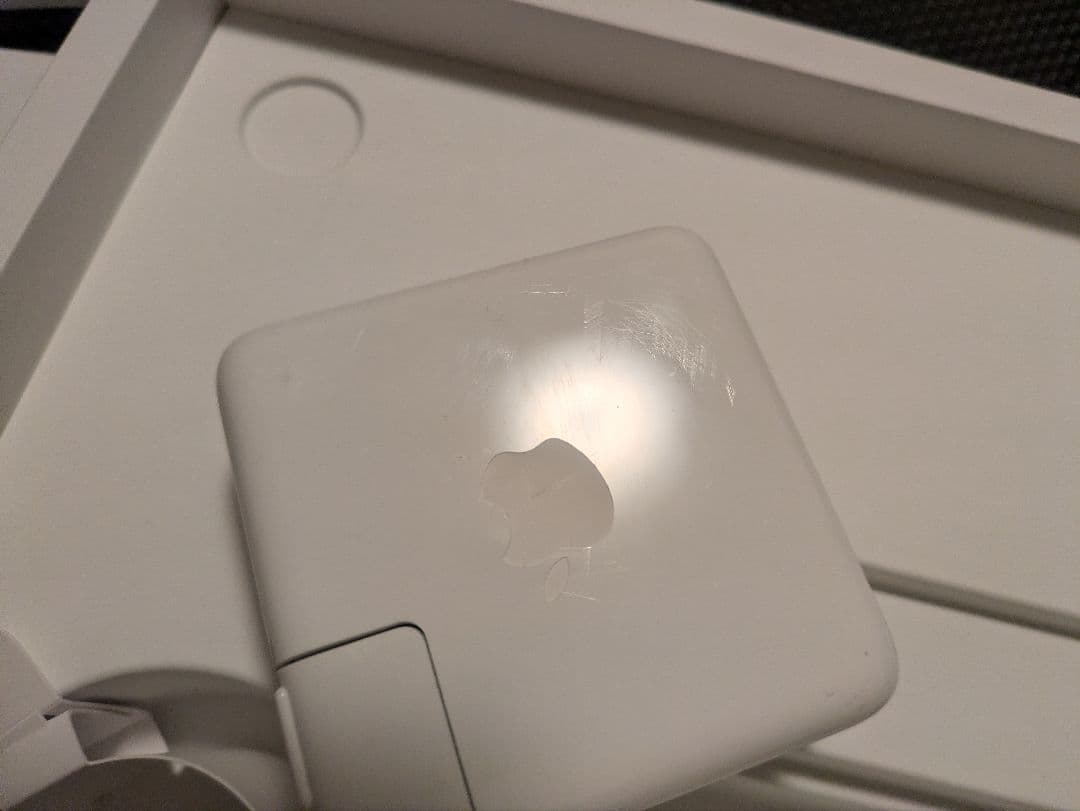 Macbook pro 2020 Intel 32GB 1TB USキー