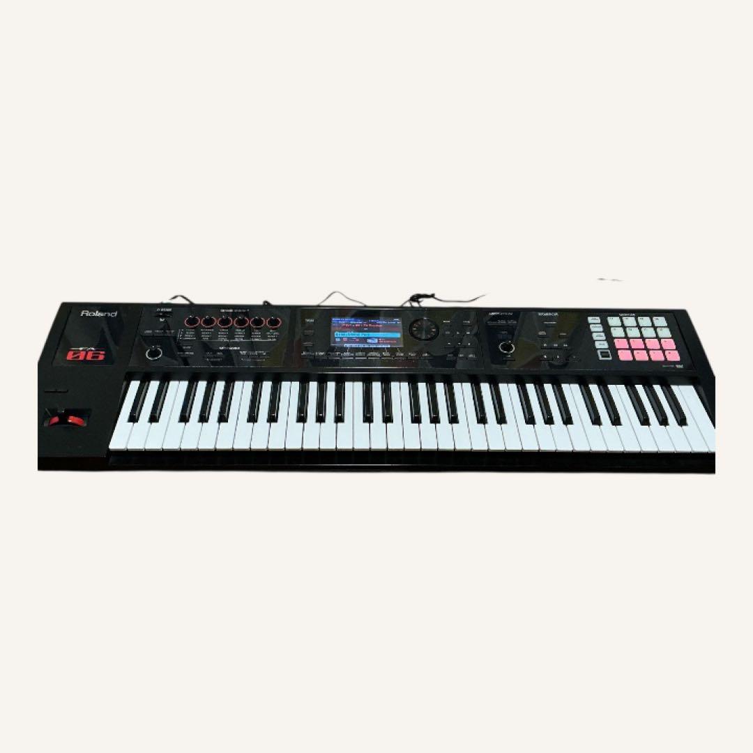 Roland FA-06 シンセサイザー