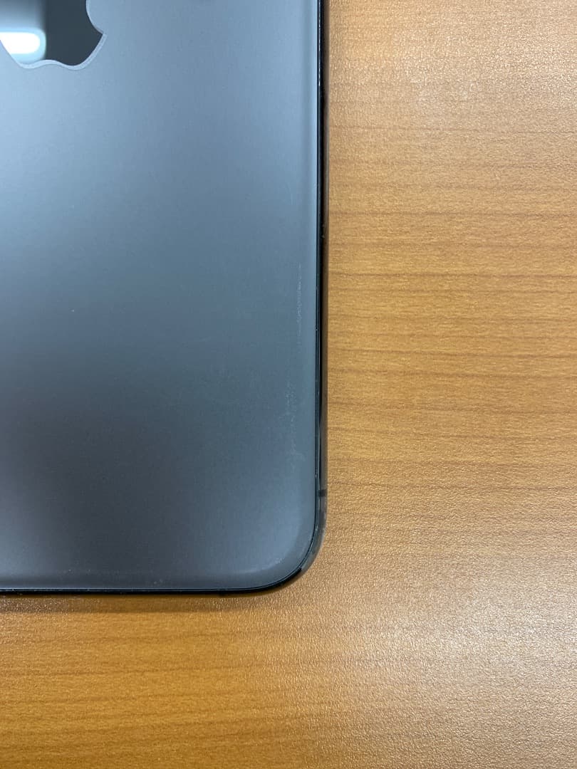 動作確認済 iPhone 11 Pro Max 64GB ID K4621