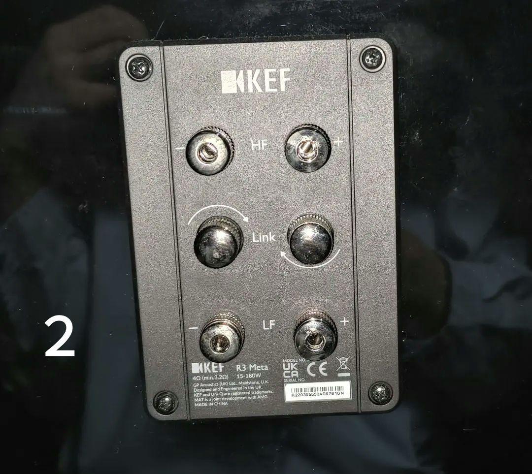 KEF R3  ピアノブラック　ペア　オーディオスピーカー