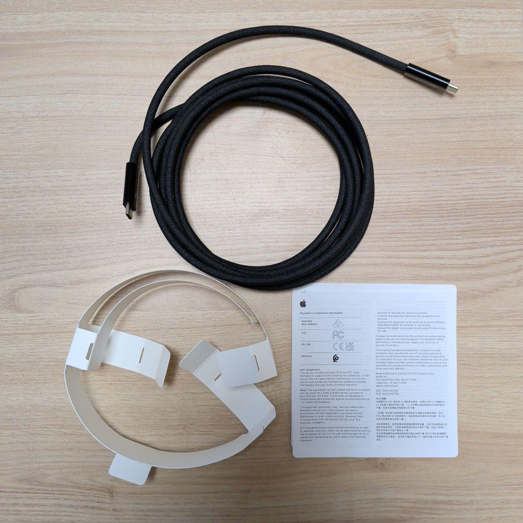 Apple Thunderbolt4 Proケーブル 3M MWP02ZA/A