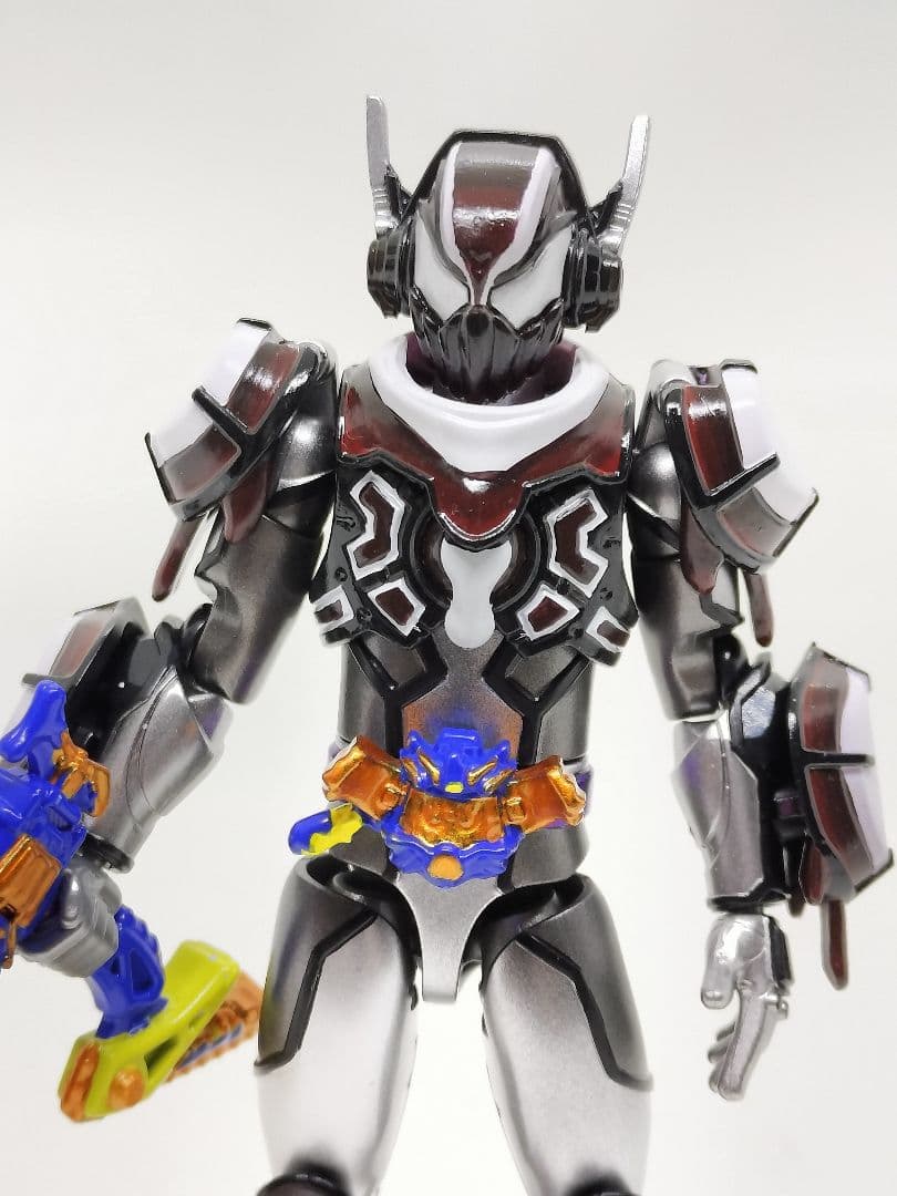ららら　装動　仮面ライダーヴラム