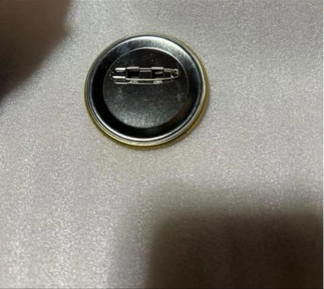 ポケモン 缶バッジ レッド ヒトカゲ