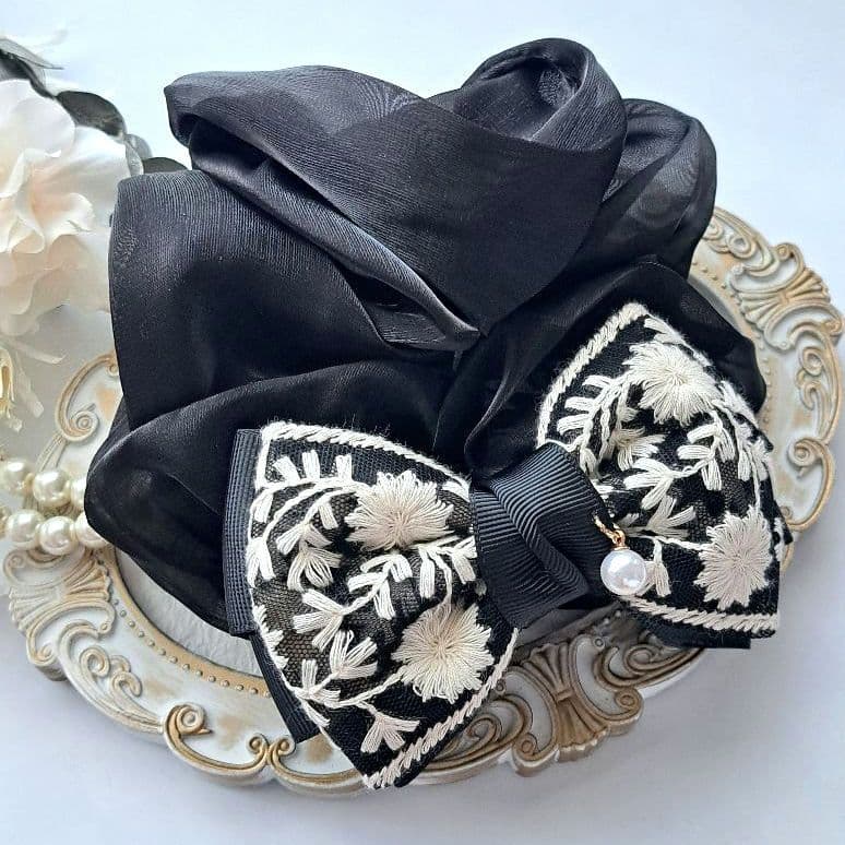 ✽ MIKU ✽様お取引中⭐3298⭐❣️大人可愛い華やかアクセ❣️オリジナル✴