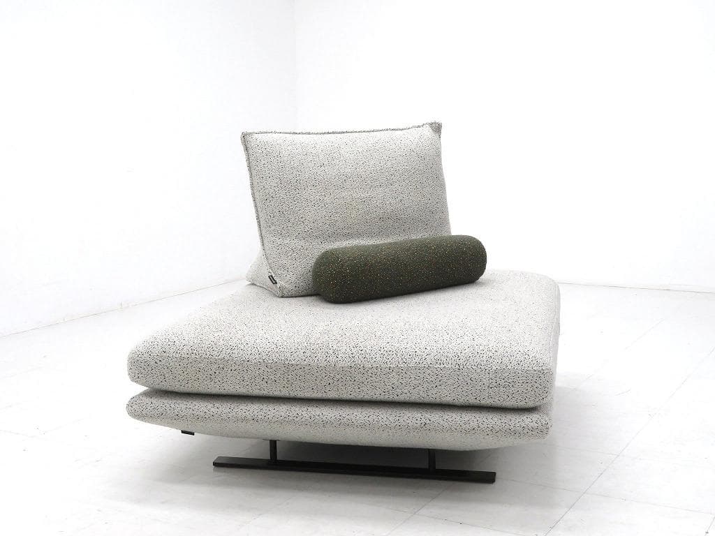 展示品　リーンロゼ　プラド　1.5人掛けソファ　ローソファ　モダン　デイベッド