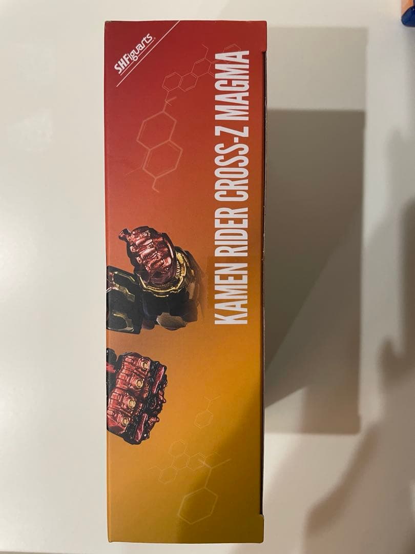 S.H.Figuarts 仮面ライダー クロス・マグマ