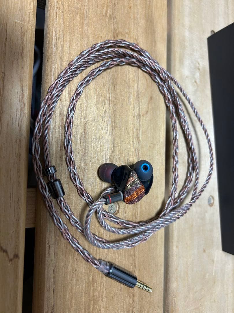 AFUL PERFORMER8 4.4mm 有線イヤホン