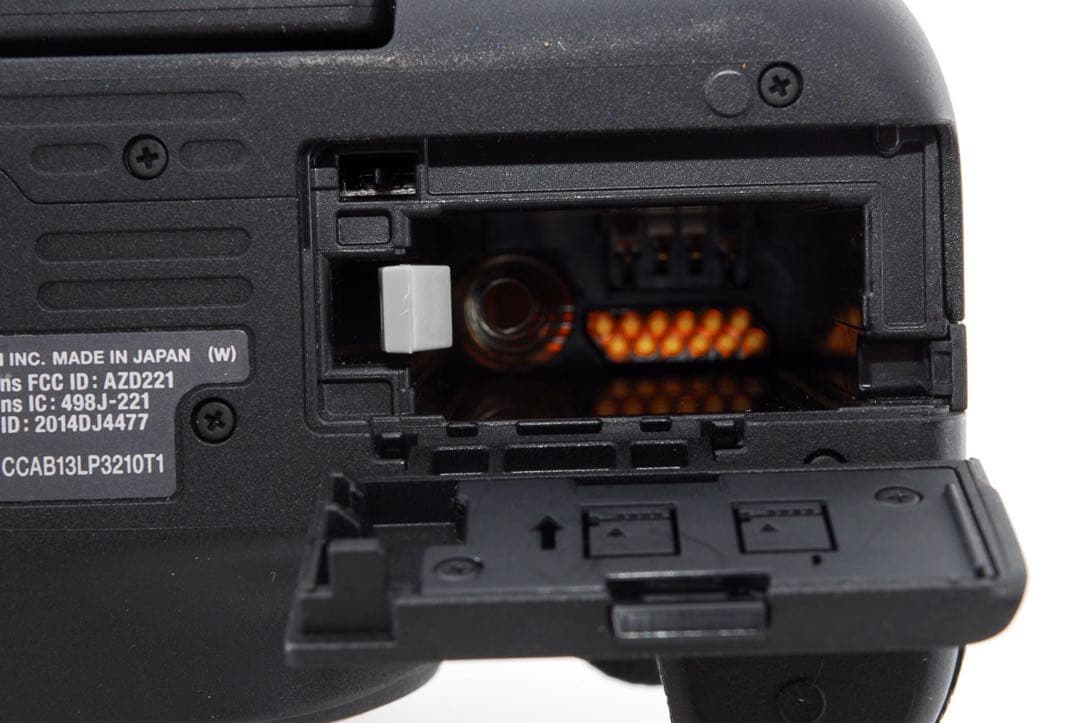 一眼レフカメラcanon kiss x8i 標準&望遠&単焦点レンズセット