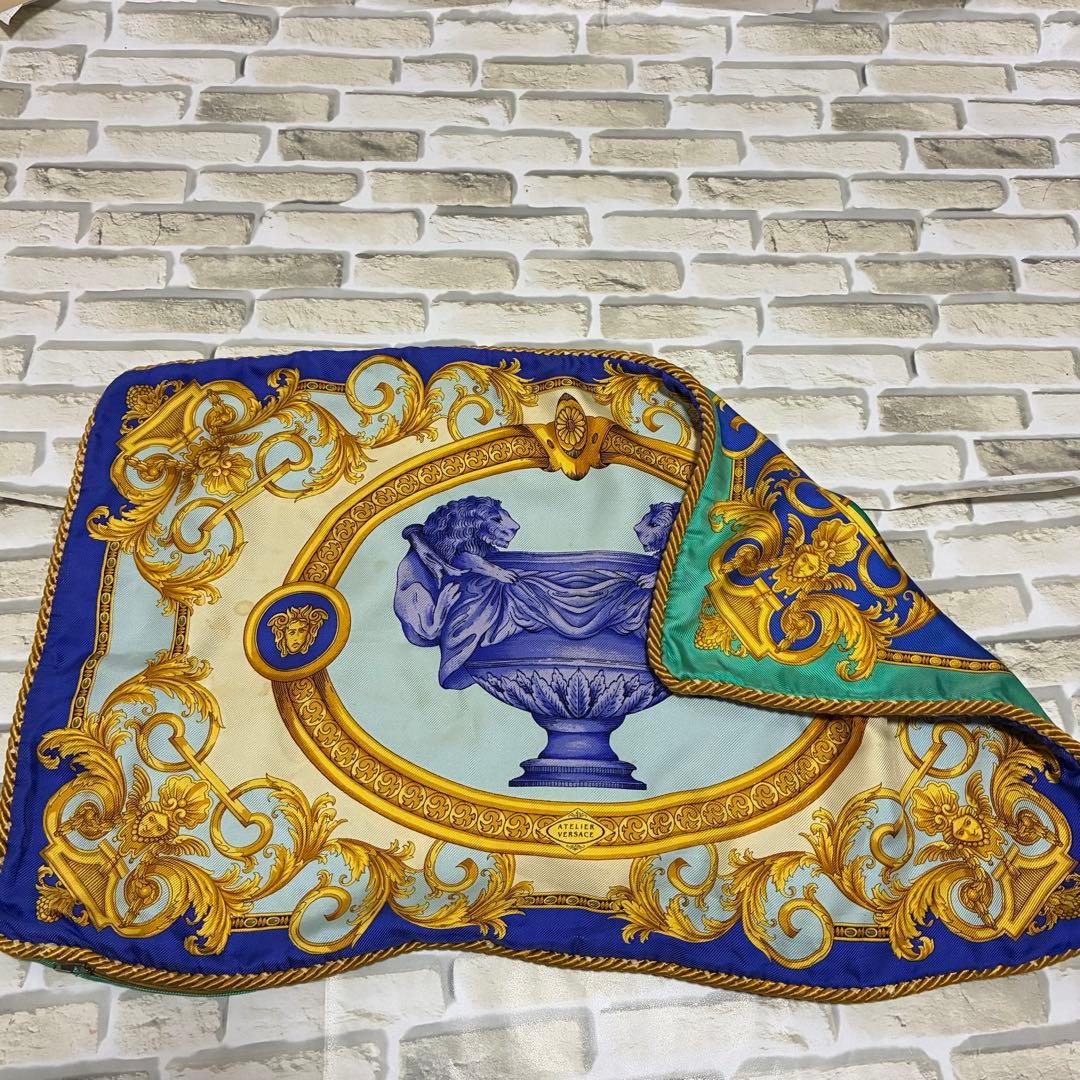 ヴェルサーチ シルク クッションセット