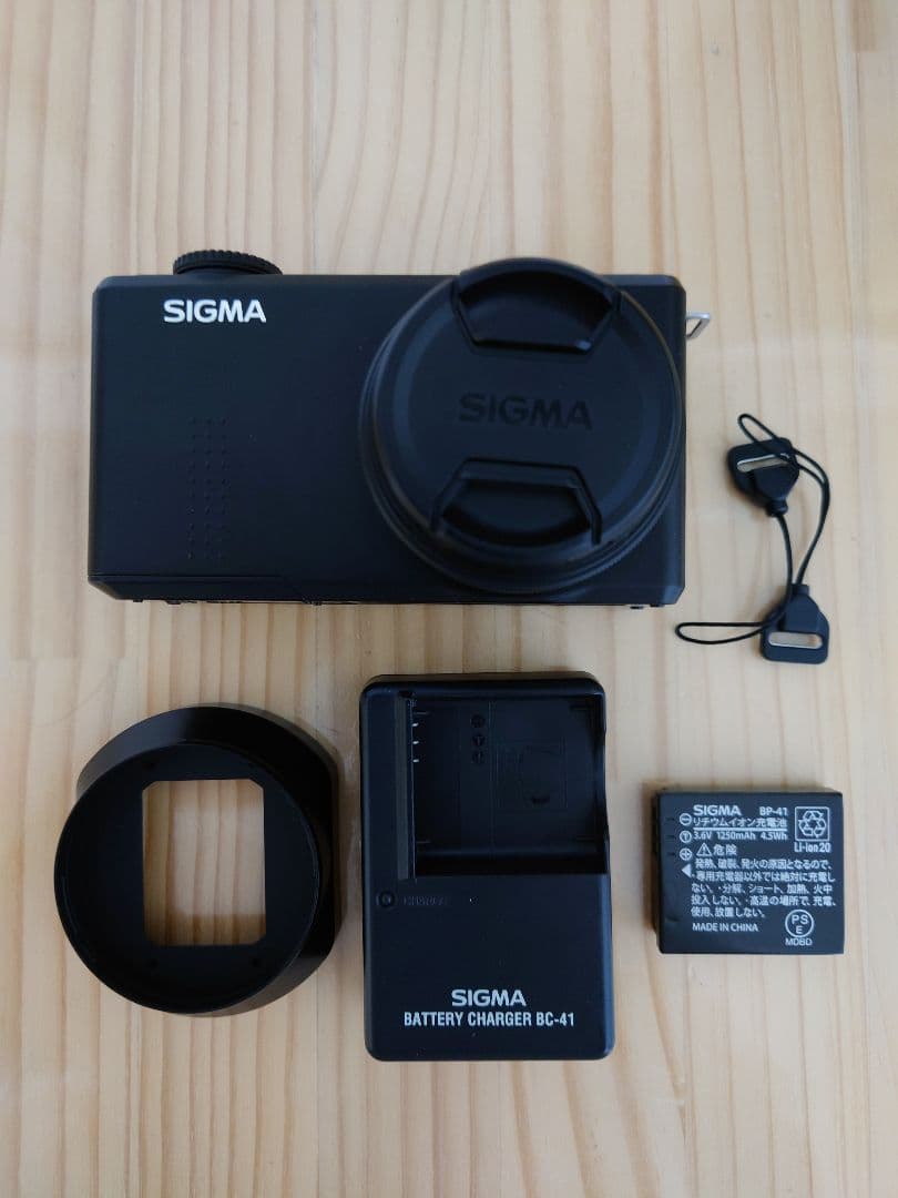 ★美品★ SIGMA シグマ DP2 Merrill メリル