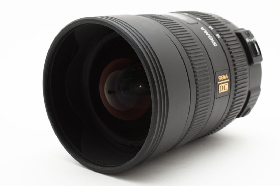 超美品　SIGMA 8-16 4.5-5.6 DG HSM NIKON M322