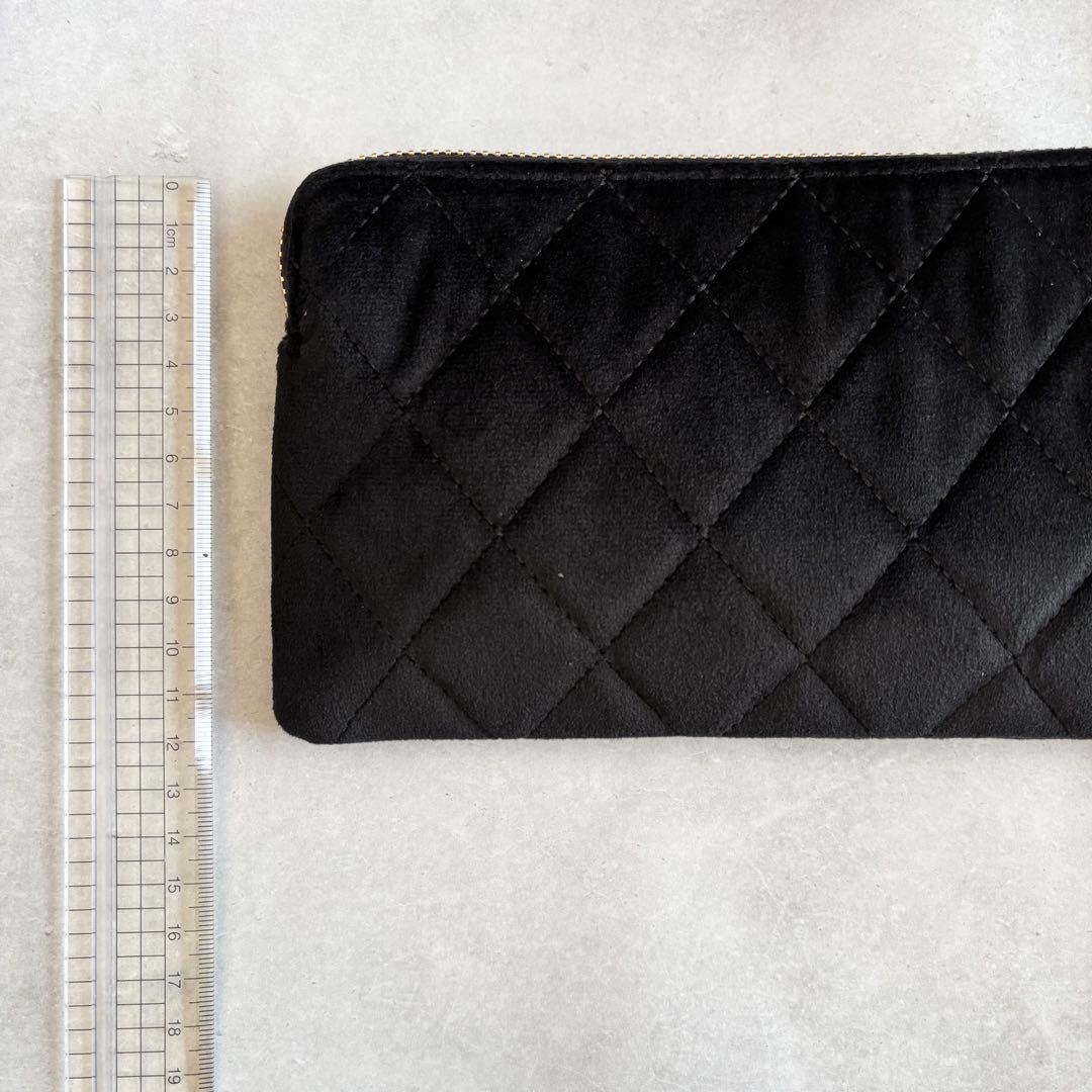 CHANELシャネル　メイクポーチ　ノベルティ　ベルベット　化粧ポーチ