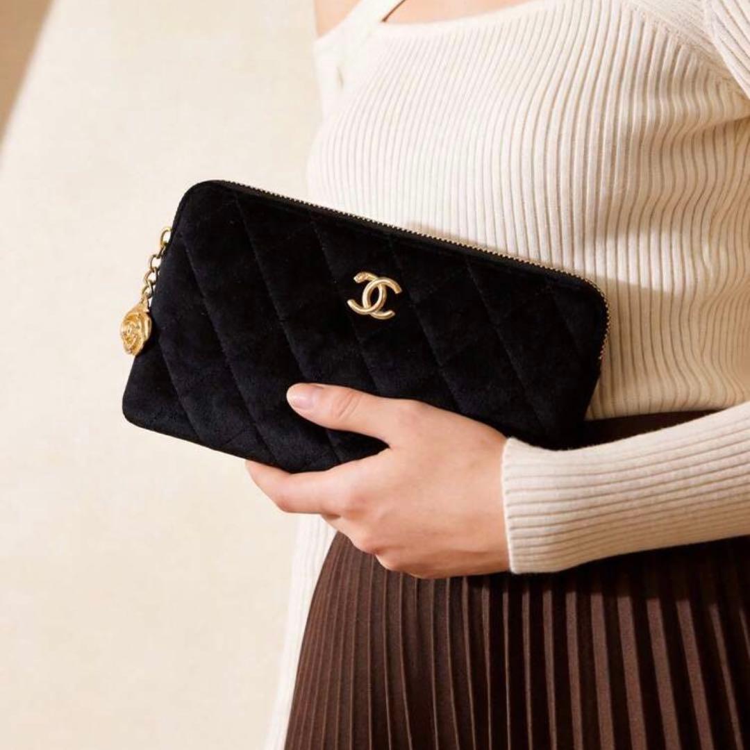CHANELシャネル　メイクポーチ　ノベルティ　ベルベット　化粧ポーチ