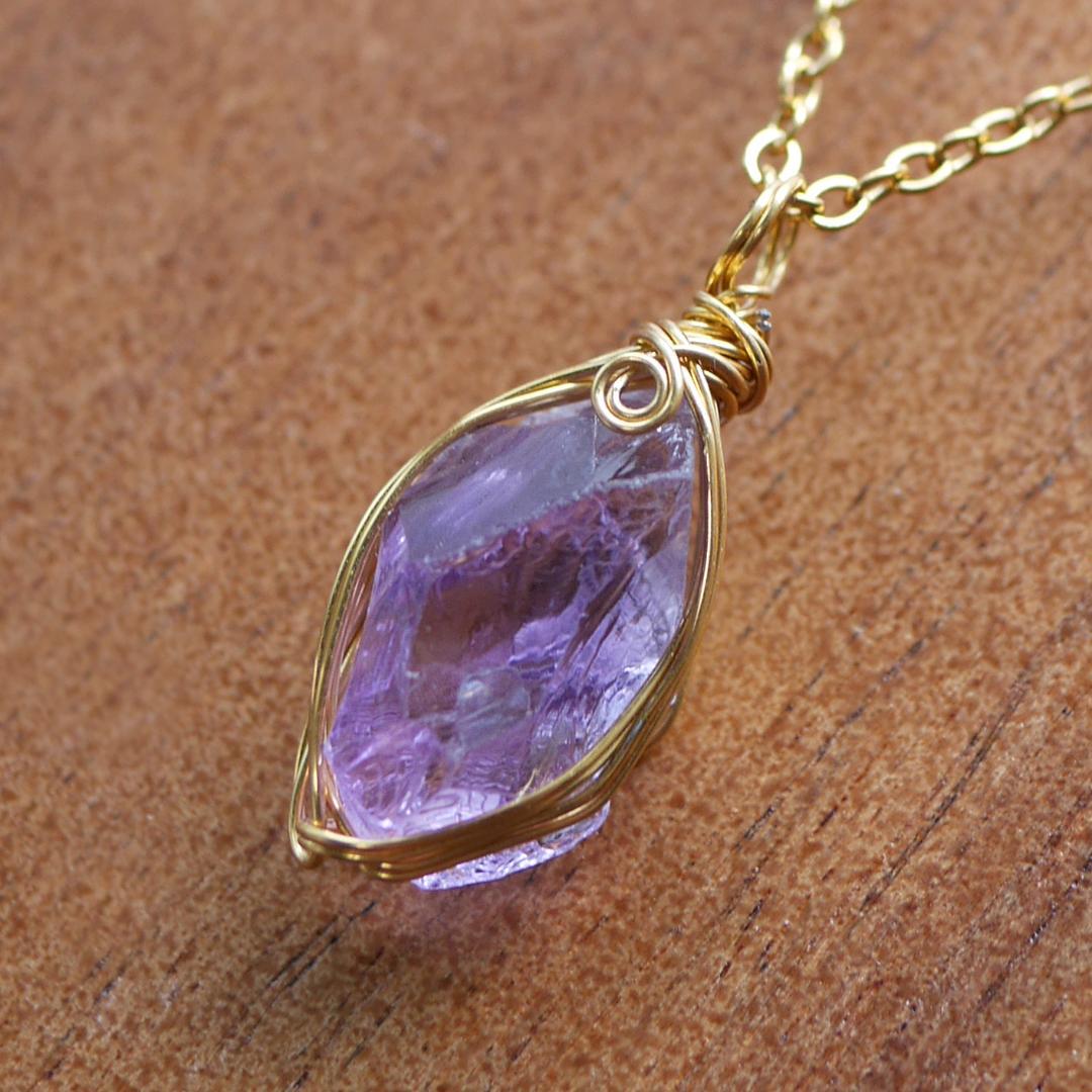 レア☆ワイヤー巻き☆宝石質カラーチェンジアメジスト（チェーン付）