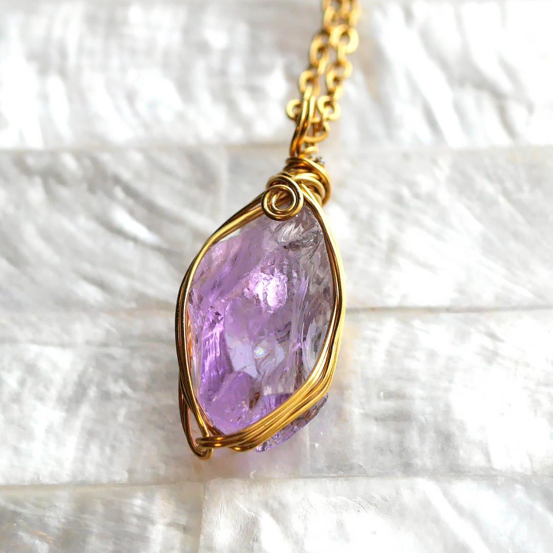 レア☆ワイヤー巻き☆宝石質カラーチェンジアメジスト（チェーン付）