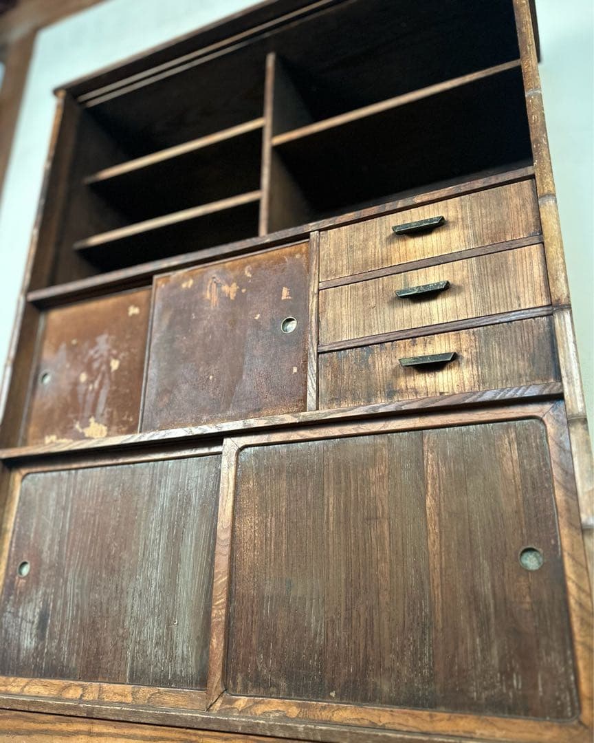 昭和初期 古家具 木製収納棚 食器棚 修理前 現状渡し リメイクベース