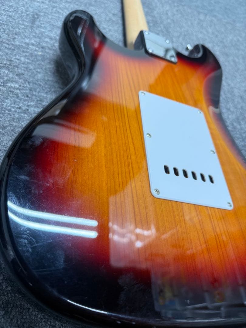 Photogenic Stratcaster フォトジェニック エレキギター