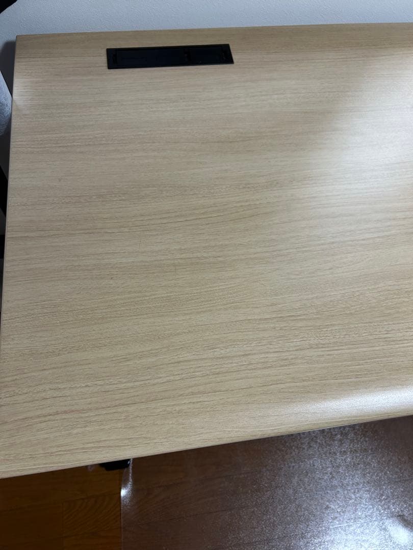 オカムラ　スイフト　自動昇降テーブル