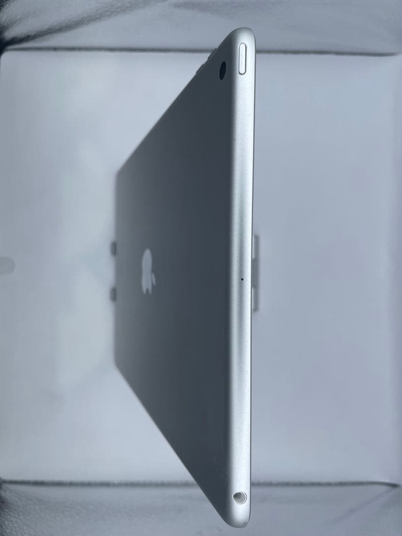 iPad 7世代 32GB バッテリー96% 中古品