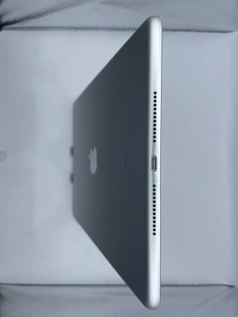 iPad 7世代 32GB バッテリー96% 中古品