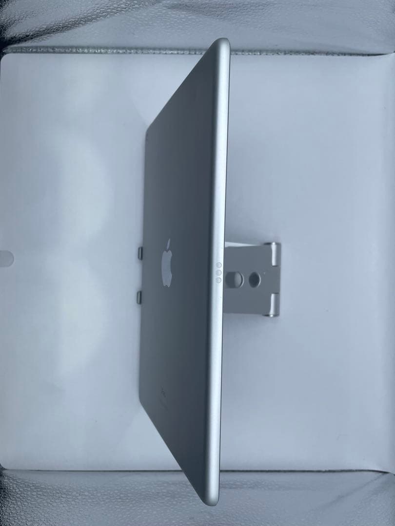 iPad 7世代 32GB バッテリー96% 中古品