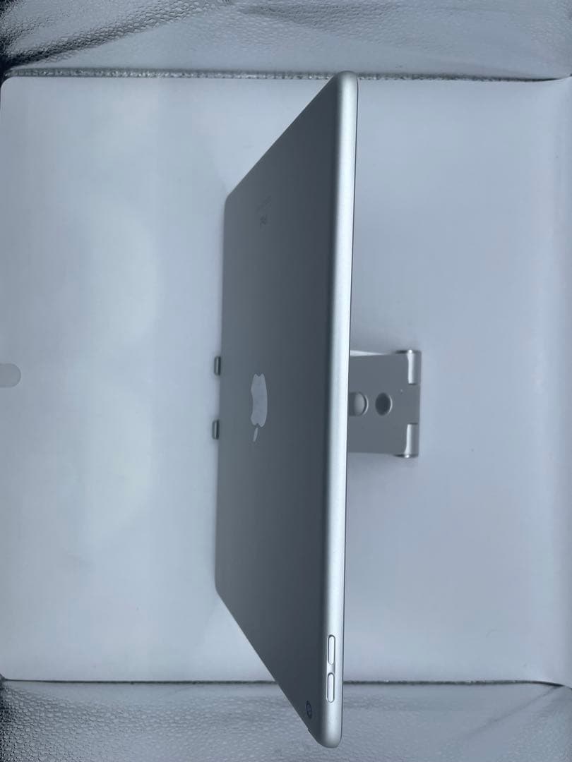 iPad 7世代 32GB バッテリー96% 中古品