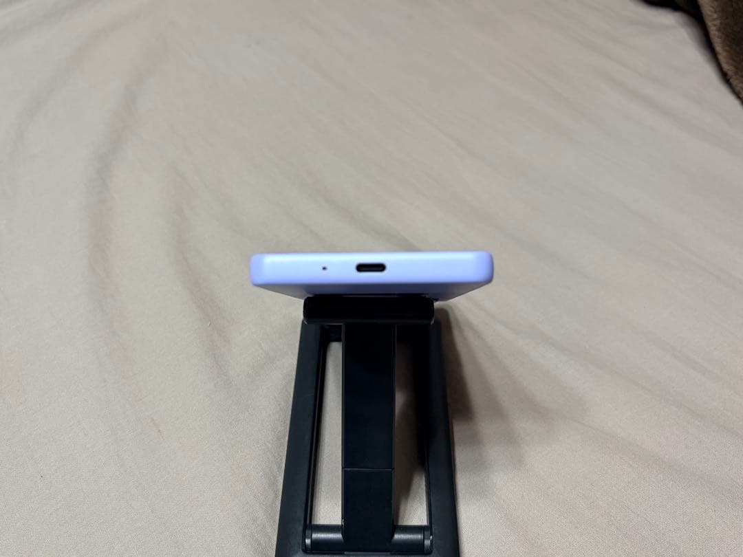 SONY Xperia パープル トリプルカメラ