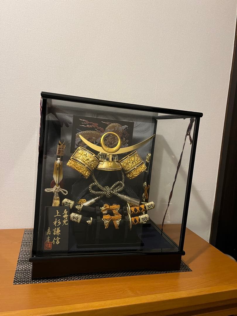 五月人形 金黒兜セット