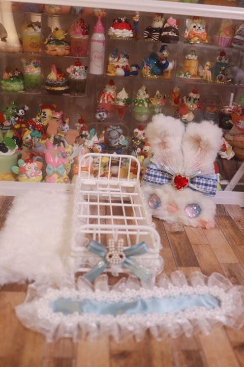 うさぎ　ドールベッド　1/12  ドールハウス　ブライス　リカちゃん　オビツ11