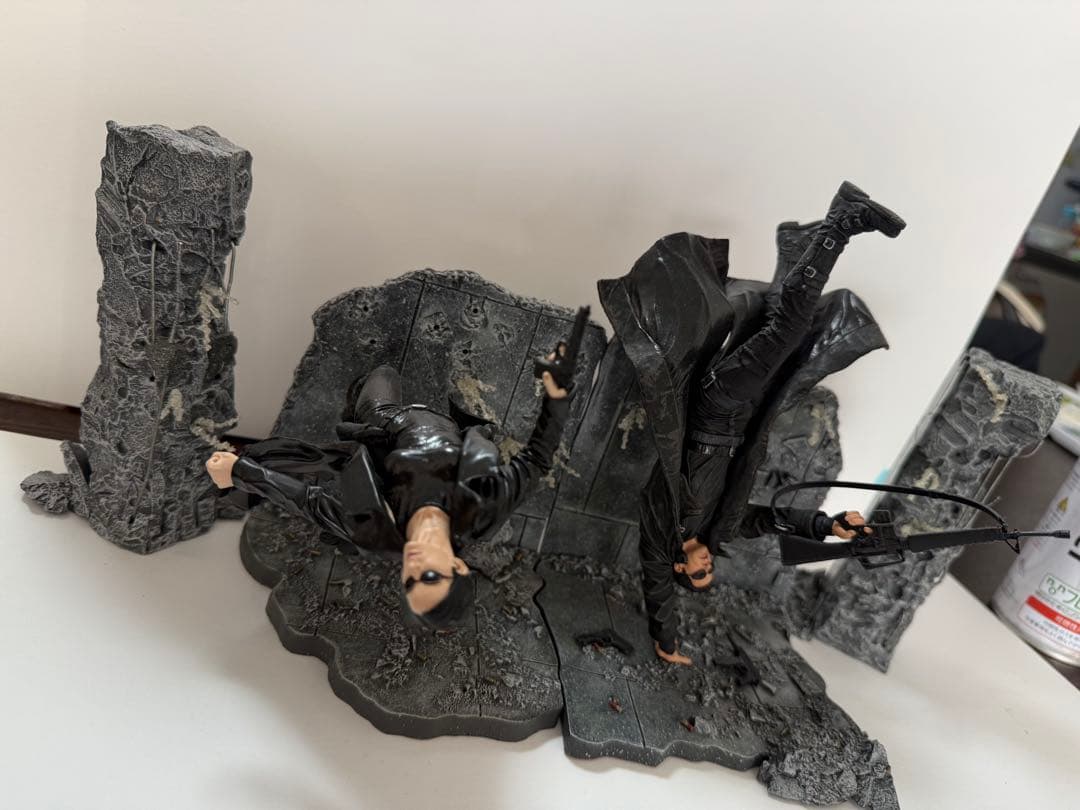 MATRIX マトリックス　フィギュア　ネオ、トリニティー　2体セット