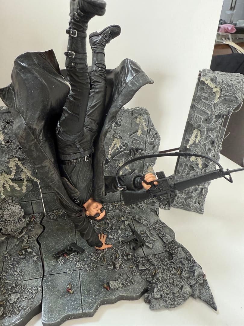 MATRIX マトリックス　フィギュア　ネオ、トリニティー　2体セット