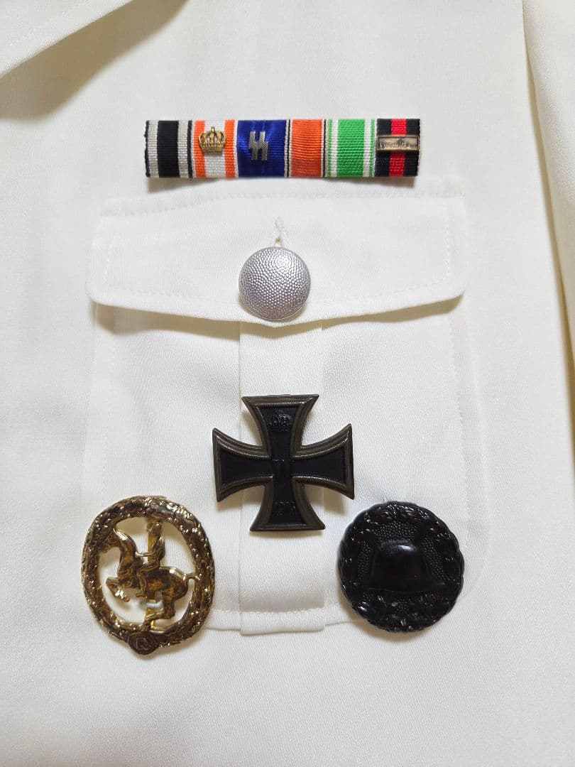 ASS親衛隊 白服 上着のみ 勲章付き