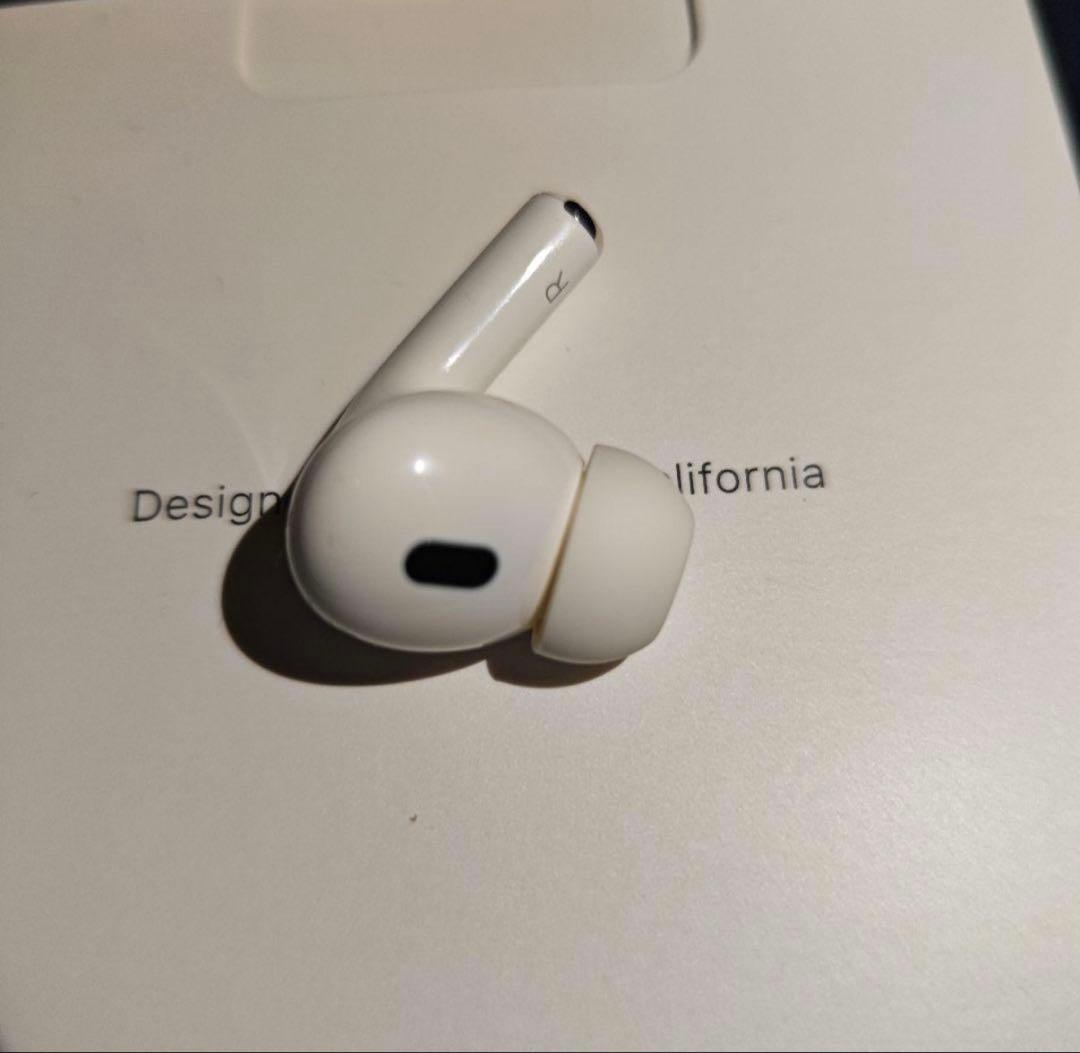 純正 AirPods Pro 第2世代 右イヤホン lightning
