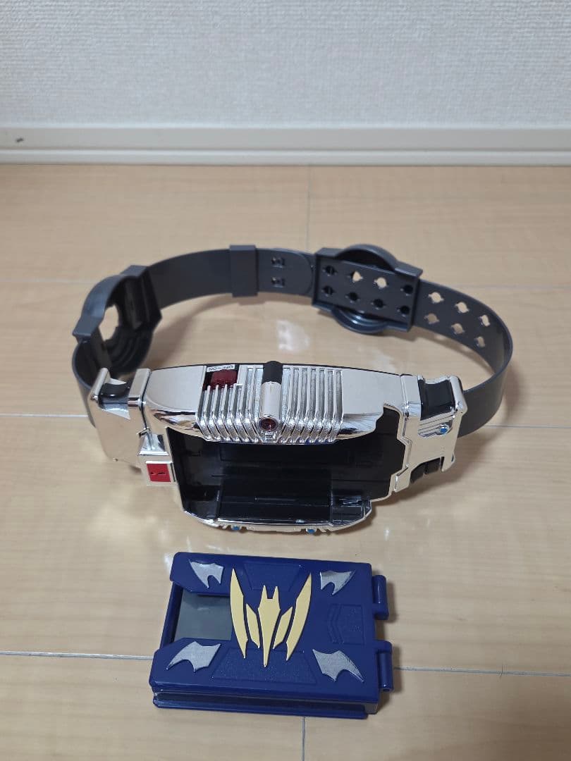 値下げ 仮面ライダー龍騎 DX龍召機甲ドラグバイザーツバイ&バックル&カード多数