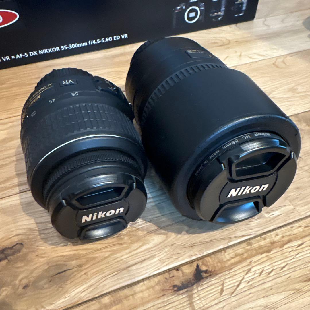 Nikon D5200 ダブルズームキット レッド
