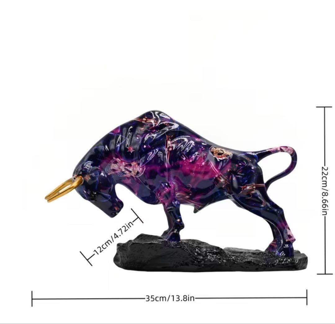 牛のレジン彫刻 紫と黒のグラデーション