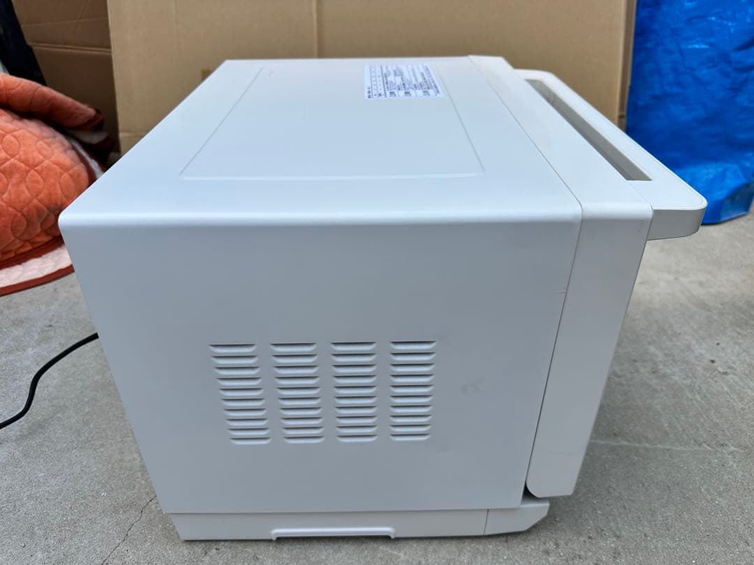 アイリスオーヤマ　スチームオーブンレンジ　MO-F1808-CW