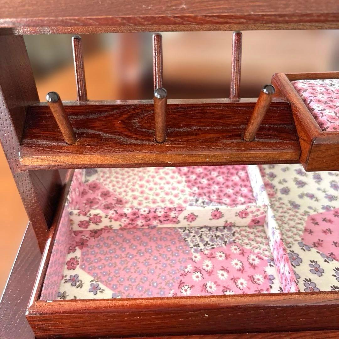 可愛い過ぎるソーイングボックス　裁縫箱　ヴィンテージ