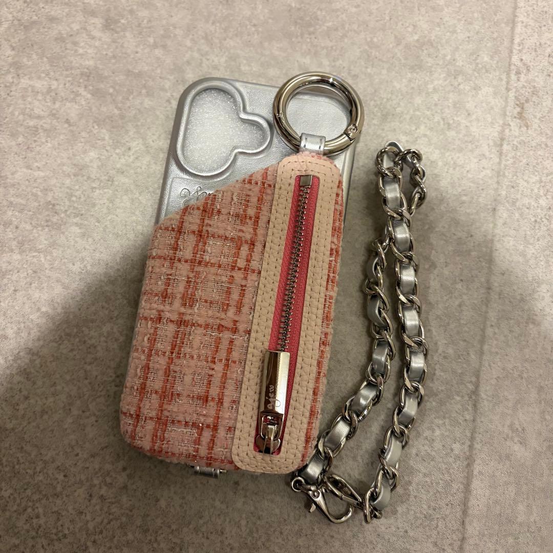 ajew tweed iPhone17ケース