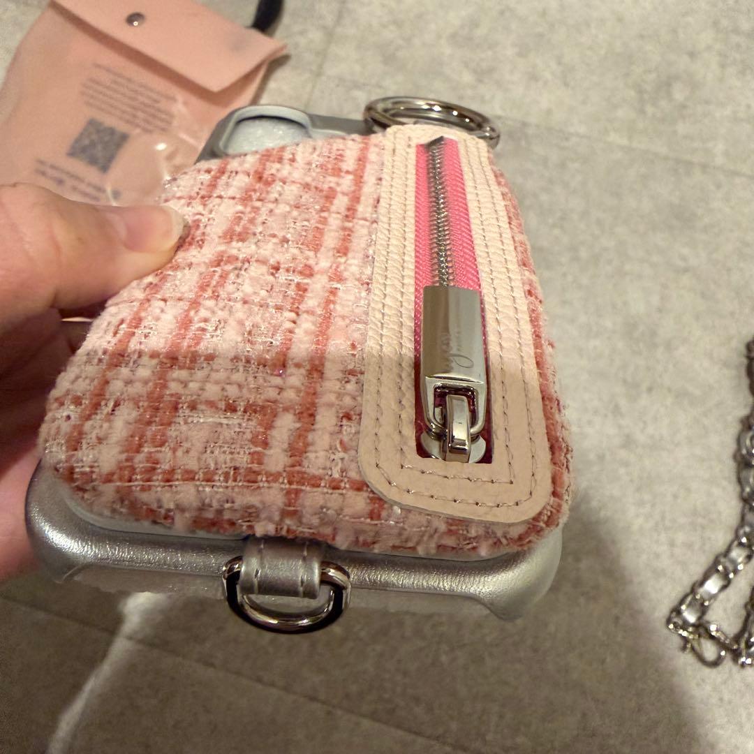 ajew tweed iPhone17ケース