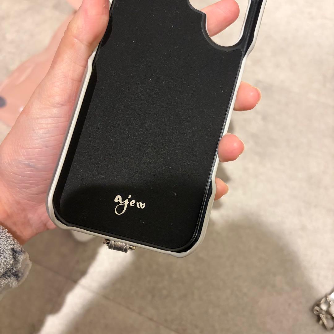 ajew tweed iPhone17ケース