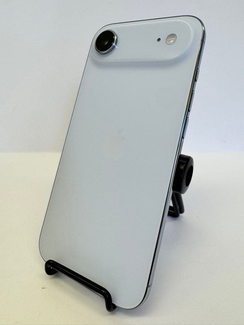 【極美品】iPhone Air 256GB スカイブルー