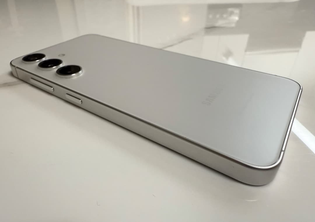 美品 Galaxy S24 グレー 256GB