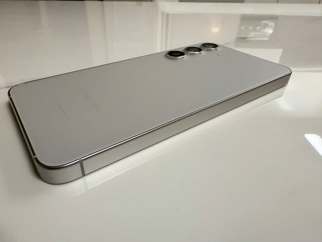 美品 Galaxy S24 グレー 256GB
