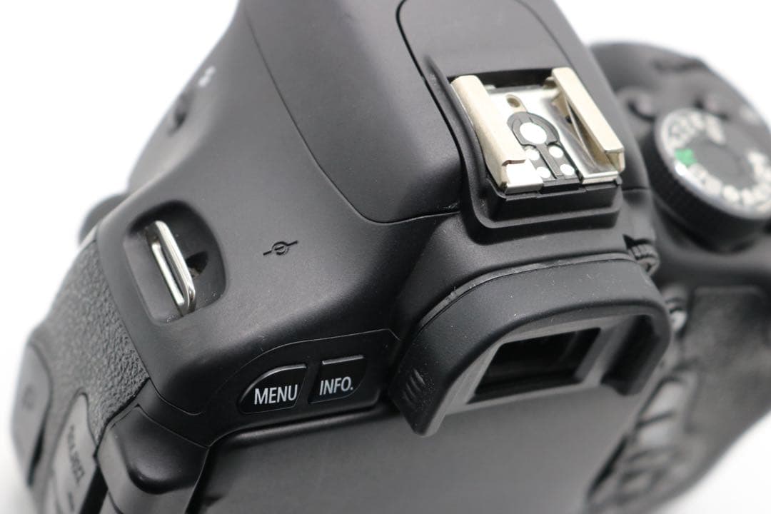 美品ですが訳あり 【Canon EOS Kiss X5 レンズセット】 安心保証