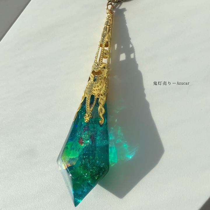 魔法使いのエメラルドの蓄光ペンデュラムネックレス★