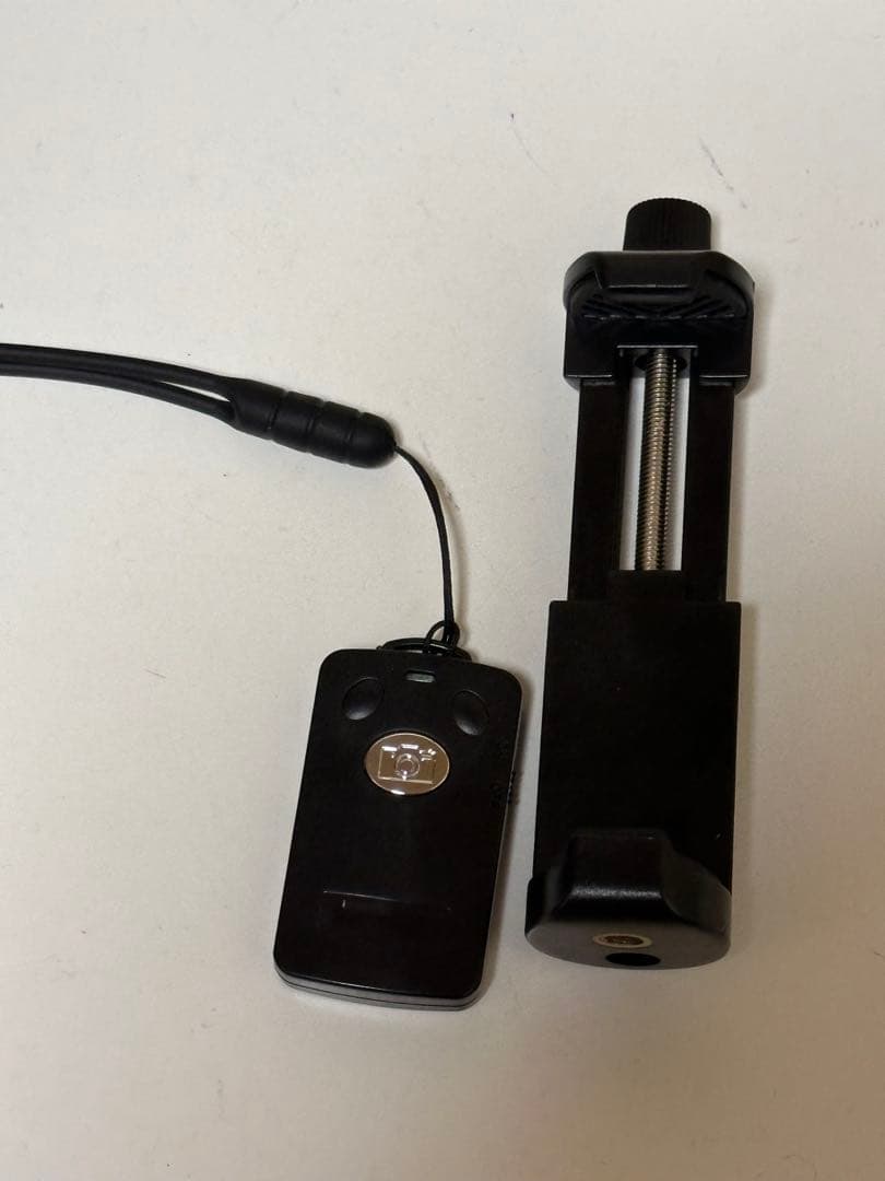 一眼レフキャノン kiss X10 トリプルレンズ、三脚 カメラ初心者におすすめ