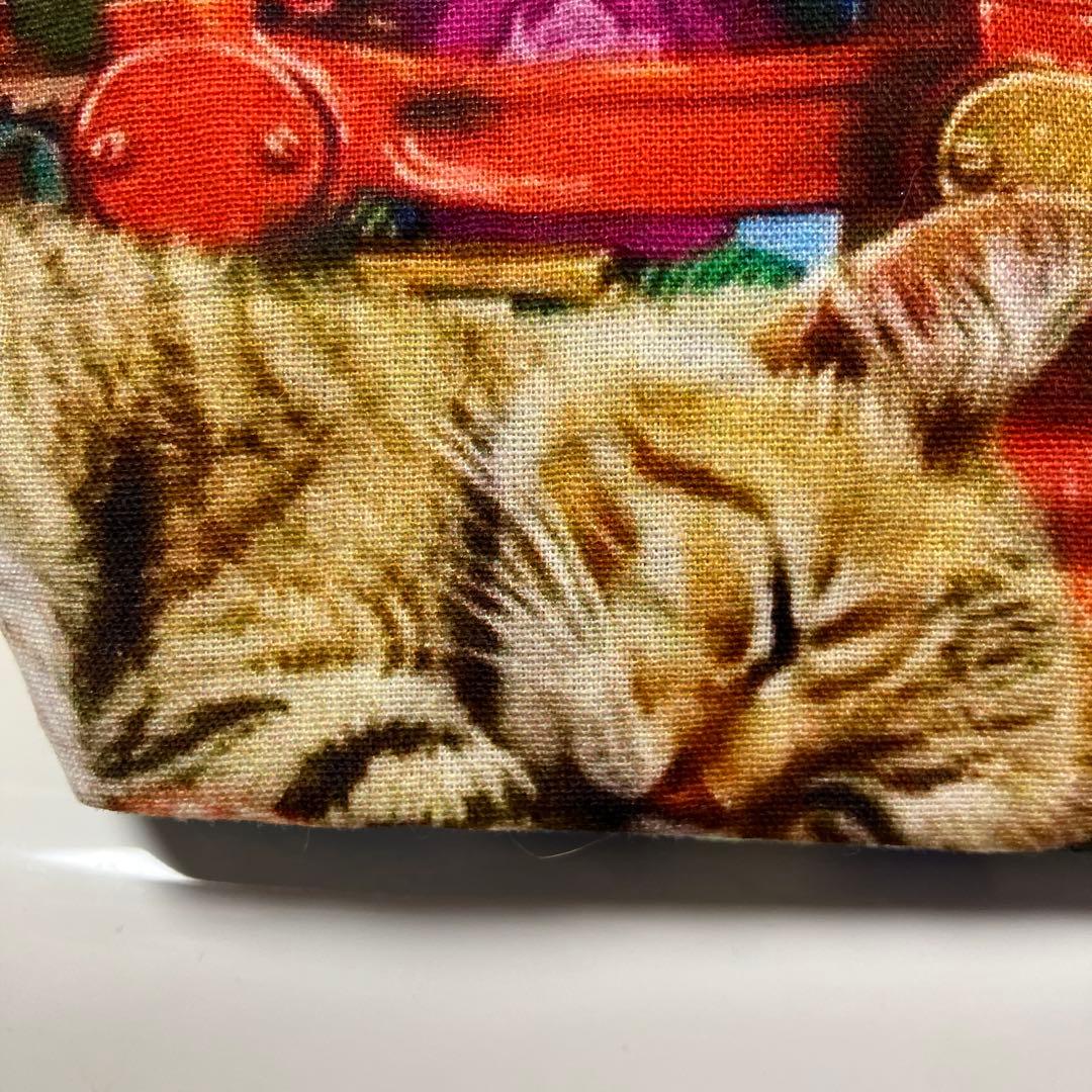 アメリカンなねこちゃんの大きめポーチ　　　☆ハンドメイド品☆